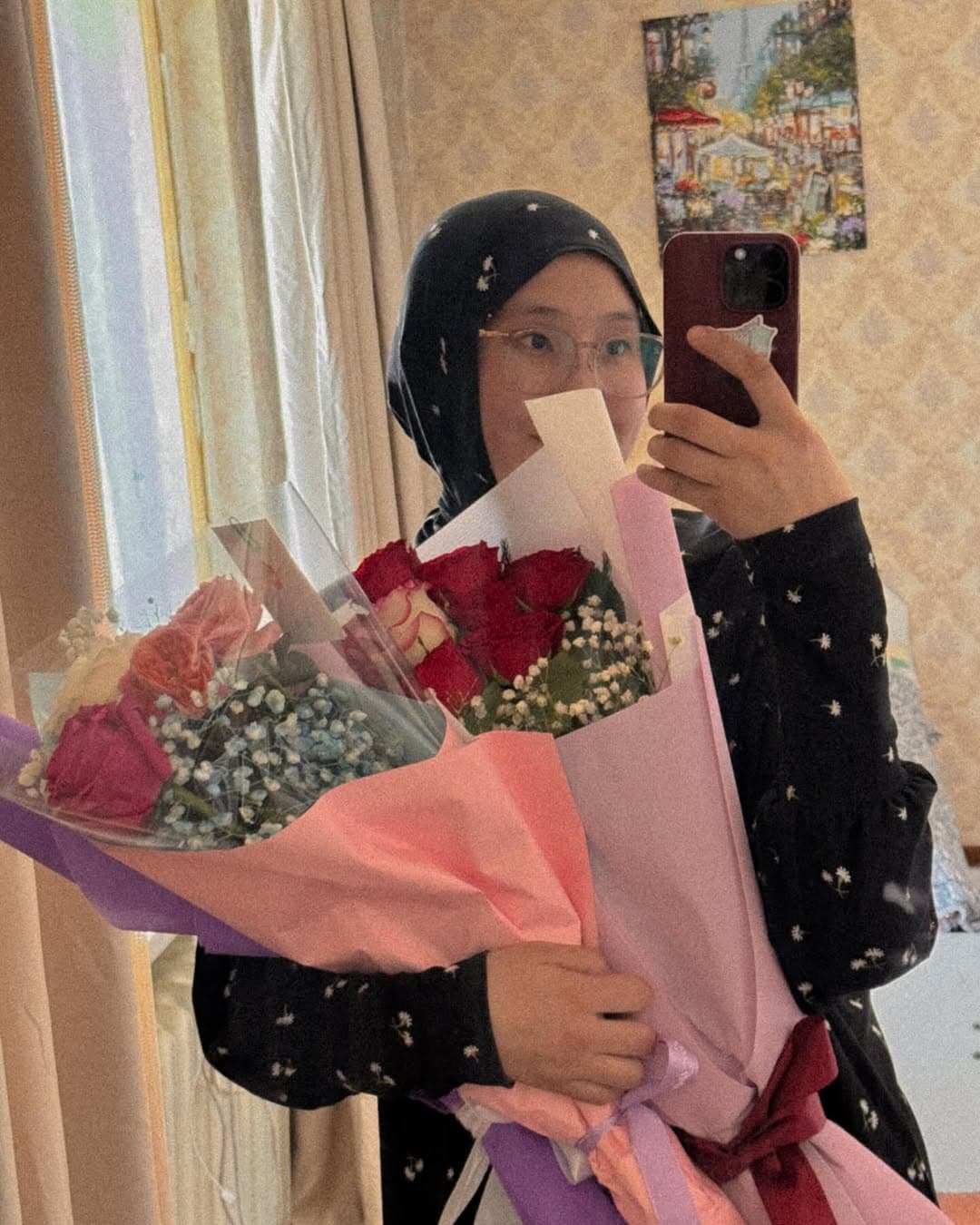 27 нас — Өөртэйгөө жинэн суухын эхлэл

Амар амгалан 27 нас хүрлээ. Гэхдээ бодол санаа минь 25 насандаа үлдчихсэн мэт. Уч